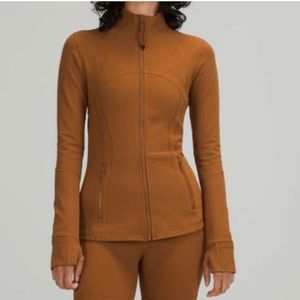 🍁 Define Lululemon Jacket ; Worn twice; size 8